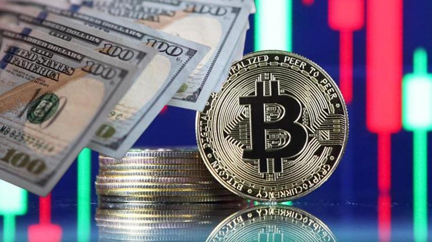 Bitcoin'de tarihi düşüş! Kısa süre içinde yüzde 12 değer kaybetti, yatırımcılar tedirgin