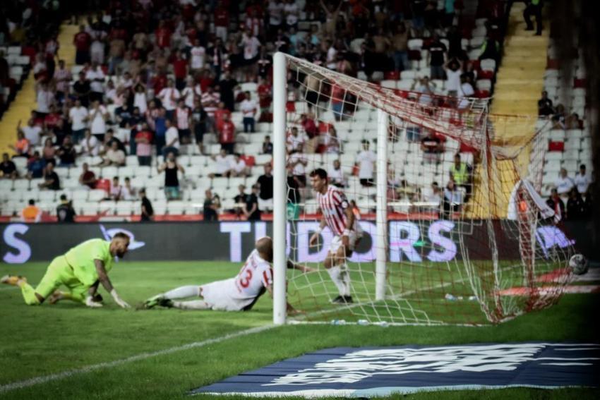 Antalyaspor - Trabzonspor maçına doyulmadı! Yıllar sonra bir ilk yaşandı