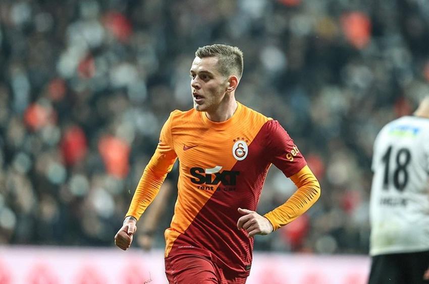 Galatasaray'da gidecek isimler belli oldu! 5 futbolcunun üstü çizildi