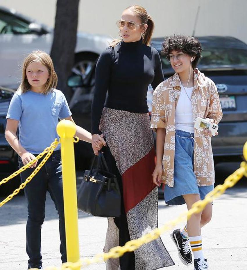 Jennifer Lopez ile Ben Affleck düğünü başladı! Masalsı düğünden ilk kareler ortaya çıktı...