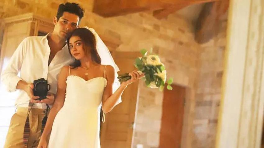 Sarah Hyland ve Wells Adams evlendi! Modern Family ekibi düğünde buluştu