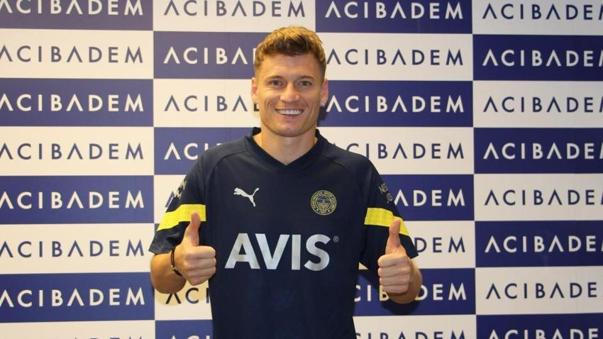 Fenerbahçe'de bir ayrılık daha! Dün Tisserand gitti bugün Erol Bulut'un prensi...