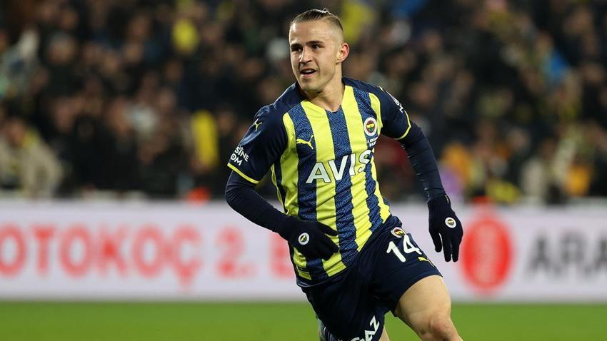 Fenerbahçe'de bir ayrılık daha! Dün Tisserand gitti bugün Erol Bulut'un prensi...
