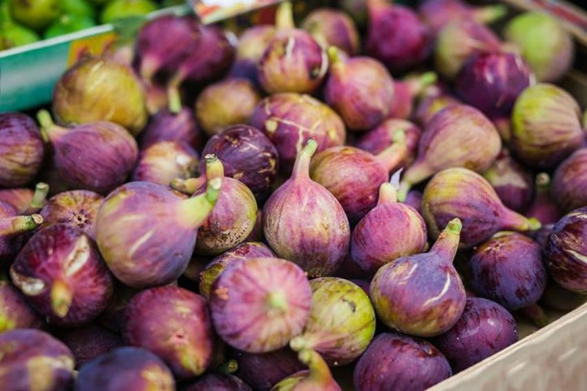 Doğal antibiyotik, tansiyonu düzenliyor! Sütün içinde bekletince etkisi inanılmaz
