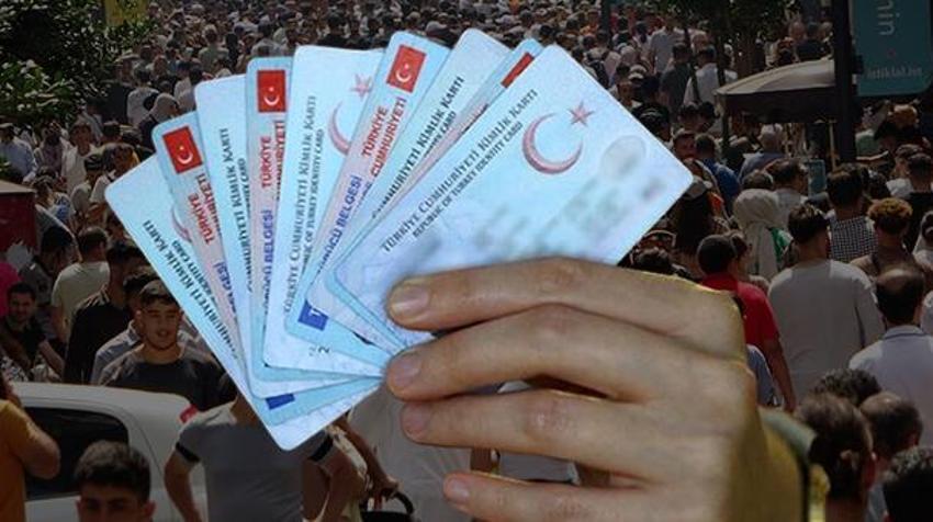 Kimlik ve ehliyette yeni gelişme! e-Devlet'ten yapılıyor, başvurular uzatıldı