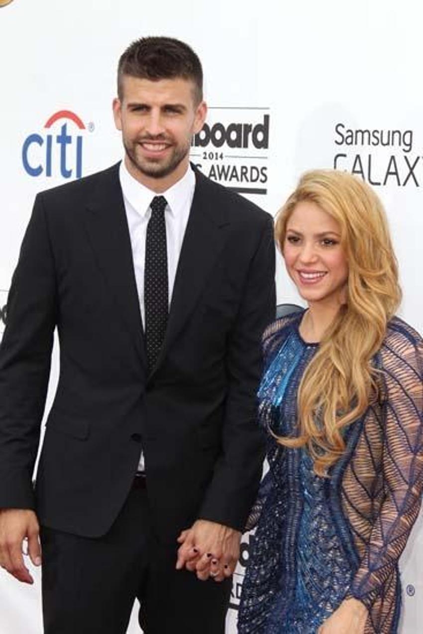 Shakira'yı aldatan Gerard Pique çabuk yakalandı! Takım arkadaşının kız kardeşiyle görüntülendi