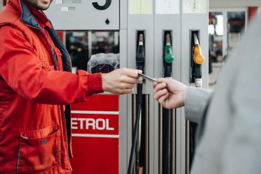 En fazla petrol rezervine sahip ülkeler açıklandı! Listeye Türkiye damga vurdu: O illerimizden petrol fışkırdı...