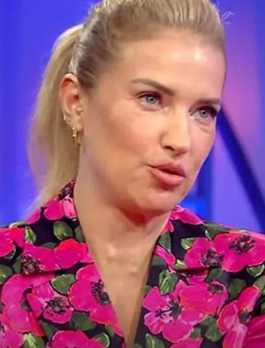 Burcu Esmersoy sevgilisi Nazım Akmandil ile tanışma hikayesini anlattı!