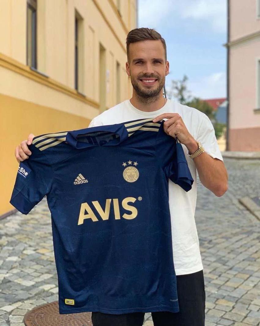 Fenerbahçe'nin sol beki Filip Novak'ı Fatih Karagümrük transfer etmek istiyor!