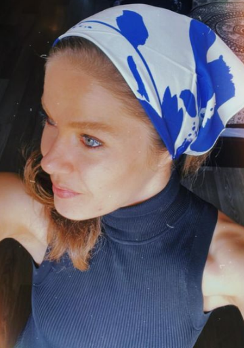 Burcu Biricik'ten samimi itiraf: Babamla tanışmıyorum!