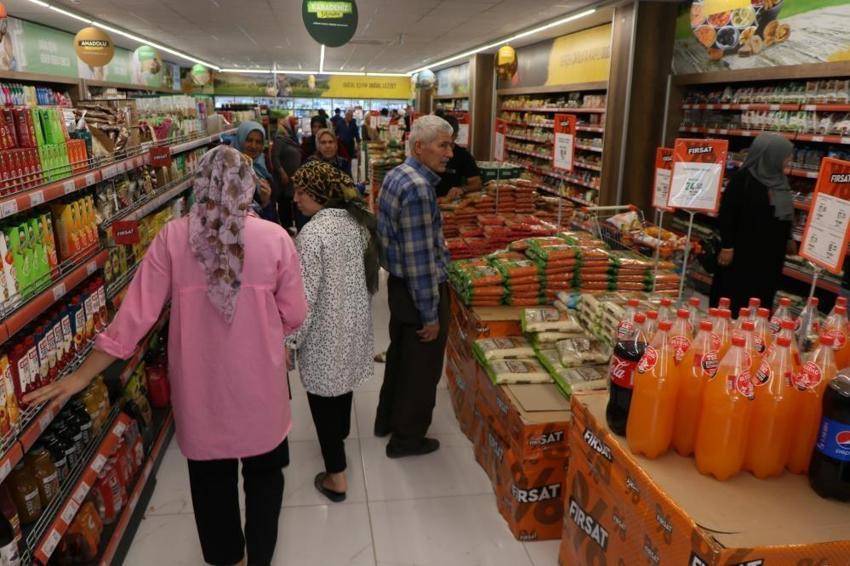 Marketlerde yüzde 30 indirim! Akın ettiler, sıvı yağ, süt, yumurta, peynir hepsinde geçerli