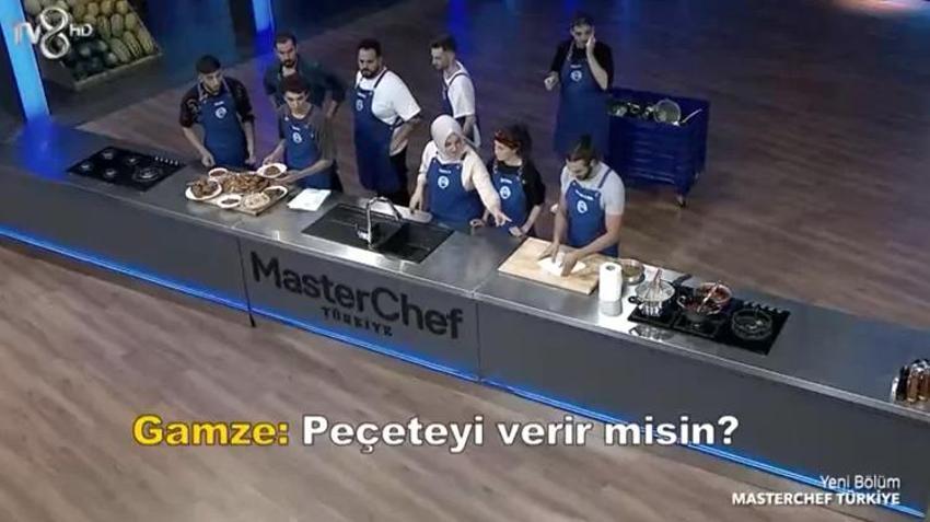 MasterChef Türkiye'de sinirler gerildi! 'Oğlum sen özür dileyeceksin o dilemeyecek'