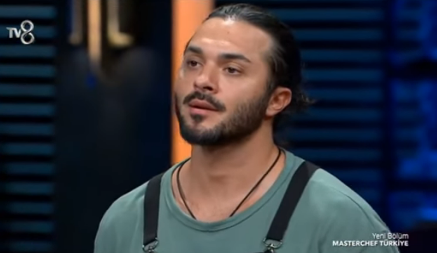 MasterChef Türkiye'de sinirler gerildi! 'Oğlum sen özür dileyeceksin o dilemeyecek'