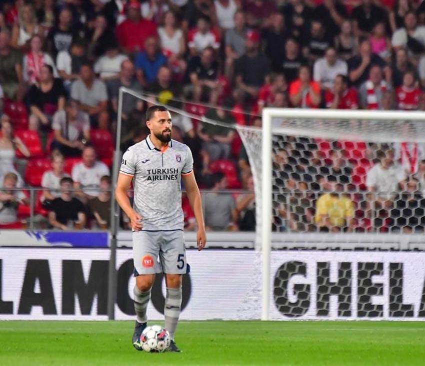 Emre Belözoğlu damgası! Belçika basını öve öve bitiremedi: Partiyi mahvetti