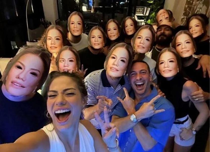 Demet Özdemir kına gecesinde gözyaşlarını tutamadı!