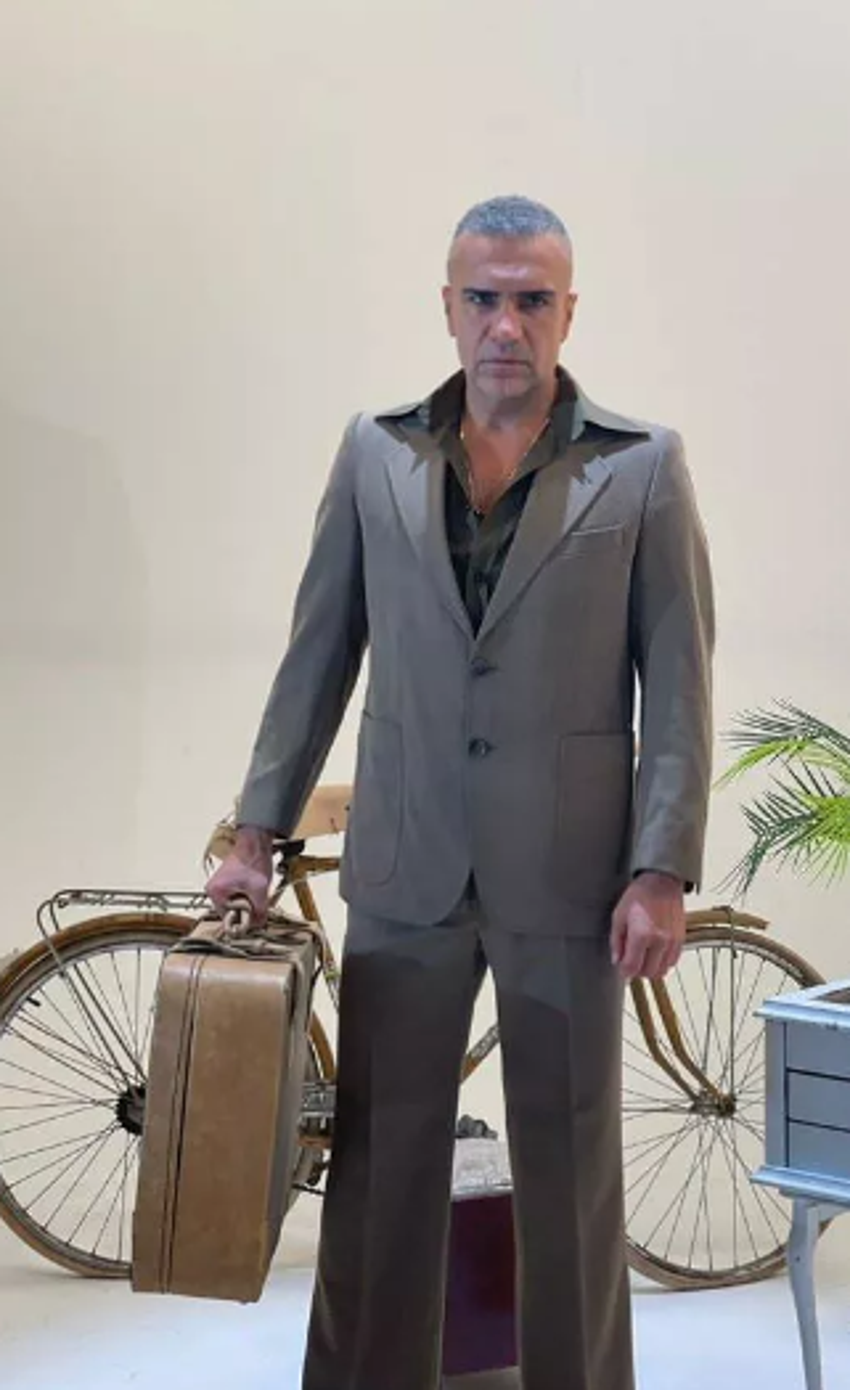 Berdan Mardini'den yeni imaj!  'Özcan Deniz'in ikizi'