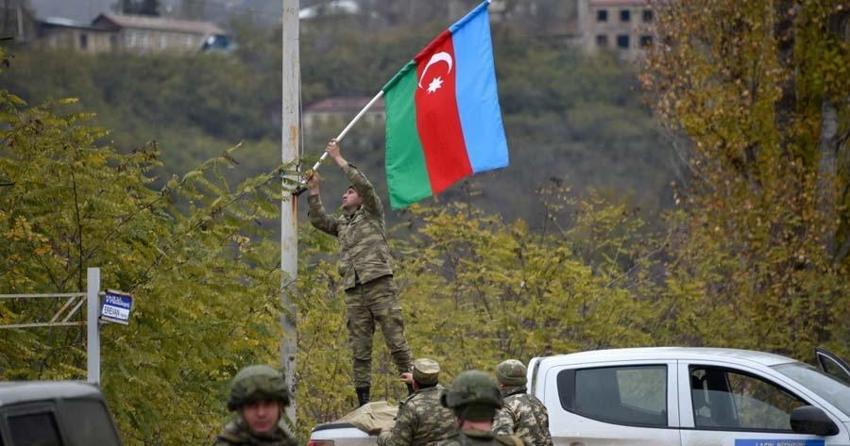 Azerbaycanlılar 30 yıl sonra Laçın'e döndü! İlham Aliyev: Azerbaycan Ordusu şehirde konuşlandırıldı...
