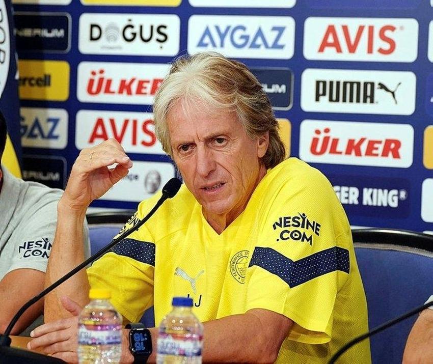 Trabzonspor maçı öncesi Nelsson depremi! Okan Buruk yönetime isim verdi: Bu stoperi hemen alın