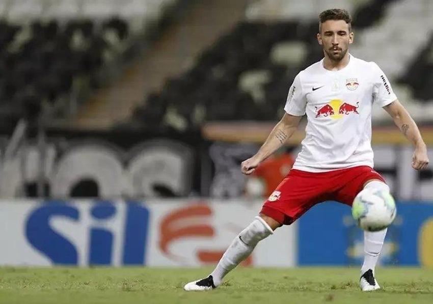 Trabzonspor maçı öncesi Nelsson depremi! Okan Buruk yönetime isim verdi: Bu stoperi hemen alın