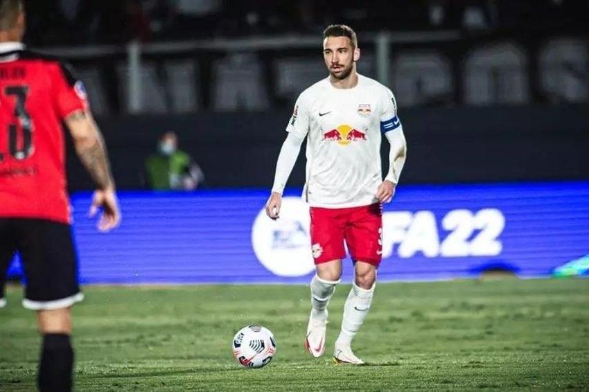 Trabzonspor maçı öncesi Nelsson depremi! Okan Buruk yönetime isim verdi: Bu stoperi hemen alın