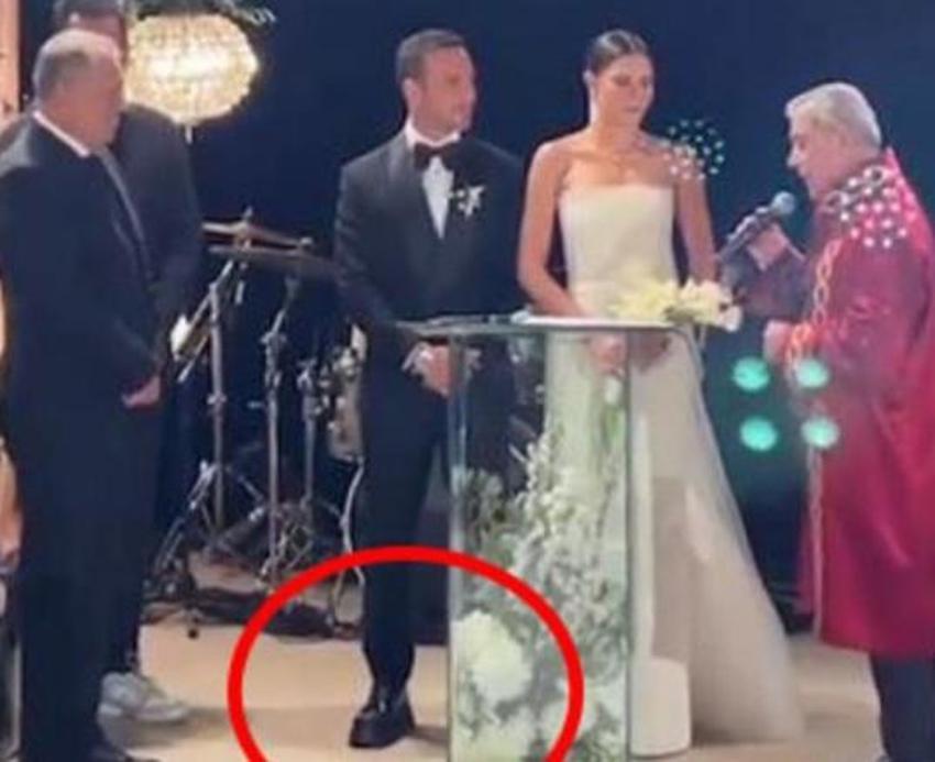 Demet Özdemir ile Oğuzhan Koç evlendi! Özdemir'in gelinlik modeli çok konuşuldu