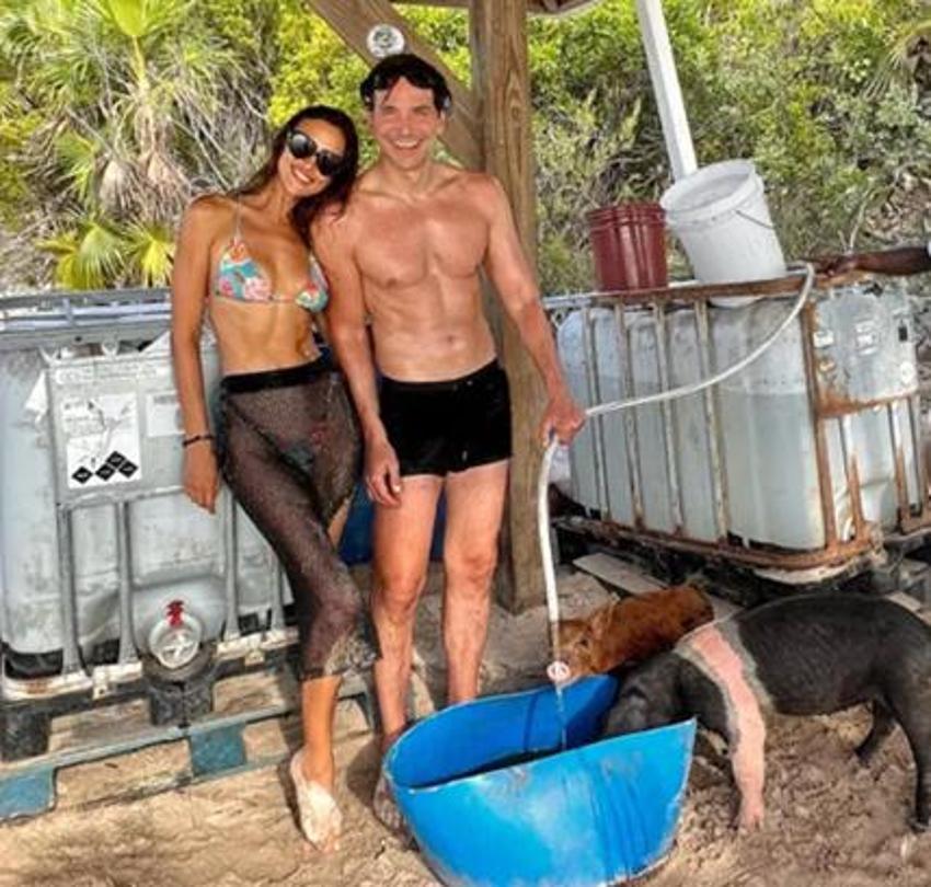 Irina Shayk ve Bradley Cooper tatilde! Aşk yeniden mi?