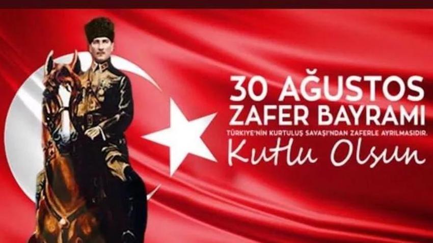 Ünlülerin 30 Ağustos Zafer Bayramı mesajları!