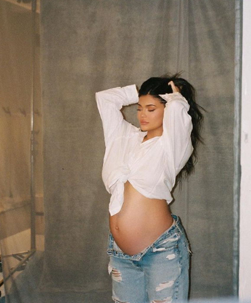 Kylie Jenner doğum sonrası depresyona girmiş: Üç hafta boyunca hiç durmadan ağladım!