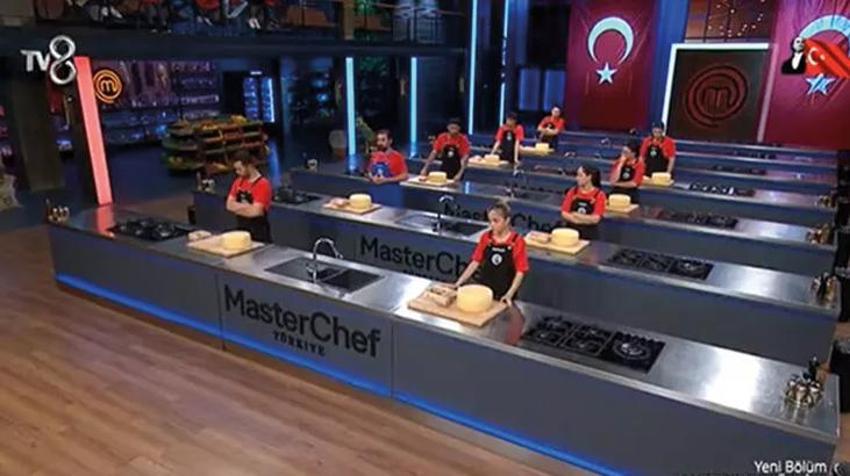 Masterchef kim elendi, kim gitti? MasterChef'te dokunulmazlığı hangi takım kazandı? 30 Ağustos MasterChef ilk eleme adayları belli oldu...