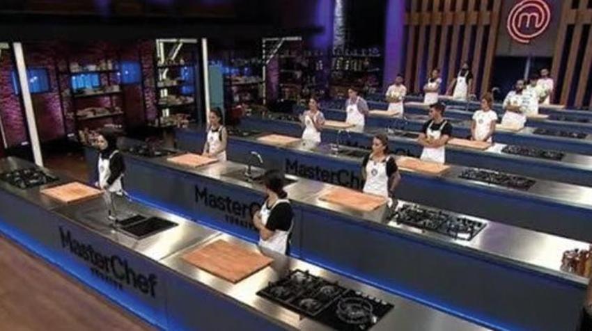 Masterchef kim elendi, kim gitti? MasterChef'te dokunulmazlığı hangi takım kazandı? 30 Ağustos MasterChef ilk eleme adayları belli oldu...