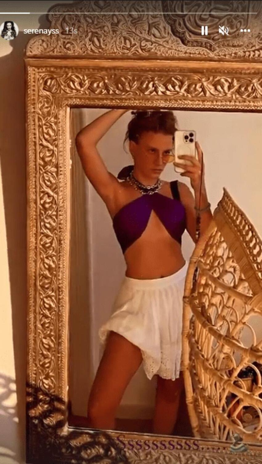 Serenay Sarıkaya ipli bikinisiyle sosyal medyada gündem oldu!