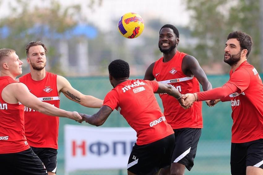 GALATASARAY'DA SON DAKİKA! Transferde iki kötü haber! Biri Leipzig'e gitti diğeri Fulham'a