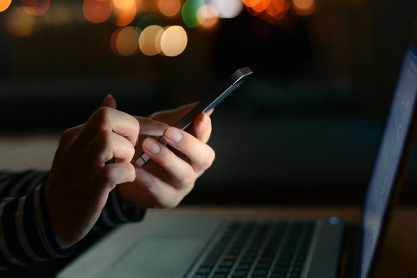Kredi kartı ve sağlık bilgilerini satıyorlar! Hemen bankanızı arayın ve iptal edin! E-posta, telefon veya SMS ile ulaşıyorlar