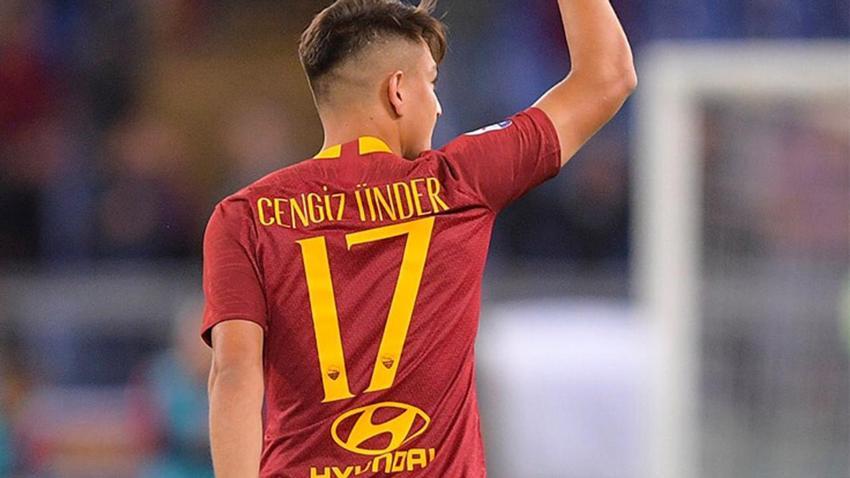 Galatasaray imzayı attırıyor! Hocasıyla arası bozuk gelmesi an meselesi