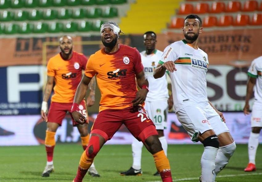 Geçen yıl az kalsın Muslera'nın futbol kariyerini bitiriyordu! Galatasaray'da bir ayrılık daha
