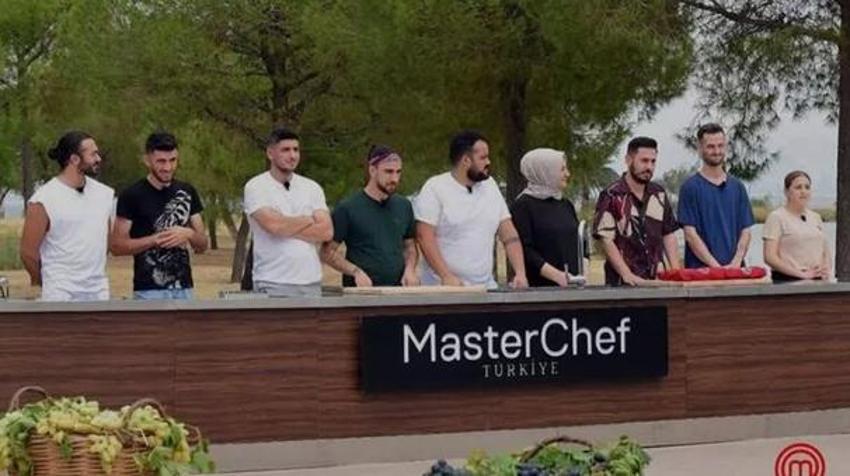 Masterchef'te ortalık karıştı! Burak hakkında olay iddia: Boğazımı sıktı