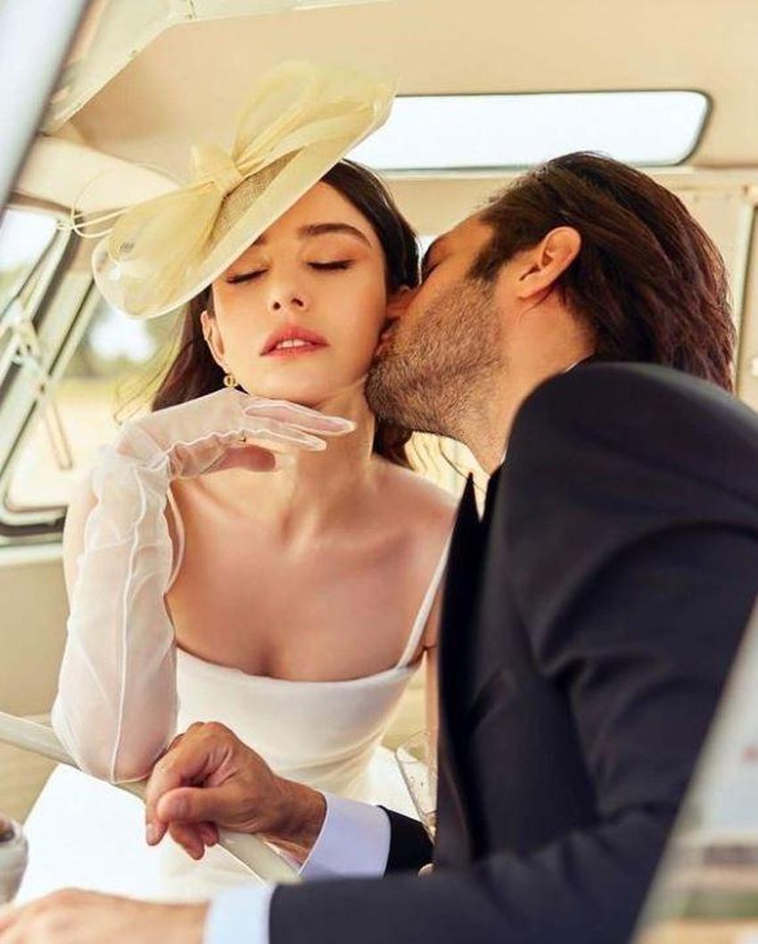 Serkan Çayoğlu ile Özge Gürel'in karakterleri çok zıtmış! Bu sözlerle anlattı: 'Çocuk gibi mutsuz uyanıyor'
