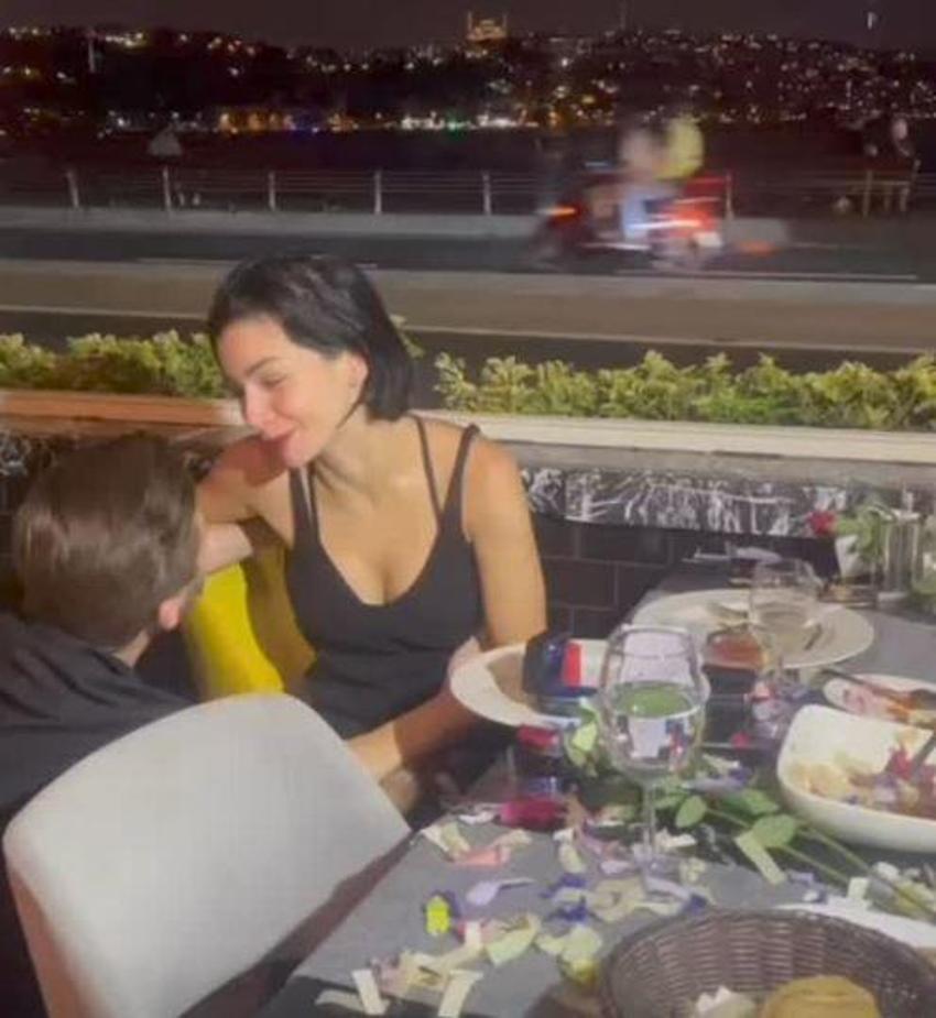 Merve Boluğur evleniyor! Sevgilisi Mert Aydın'dan evlilik teklifi aldı: 'Evet dedim!'
