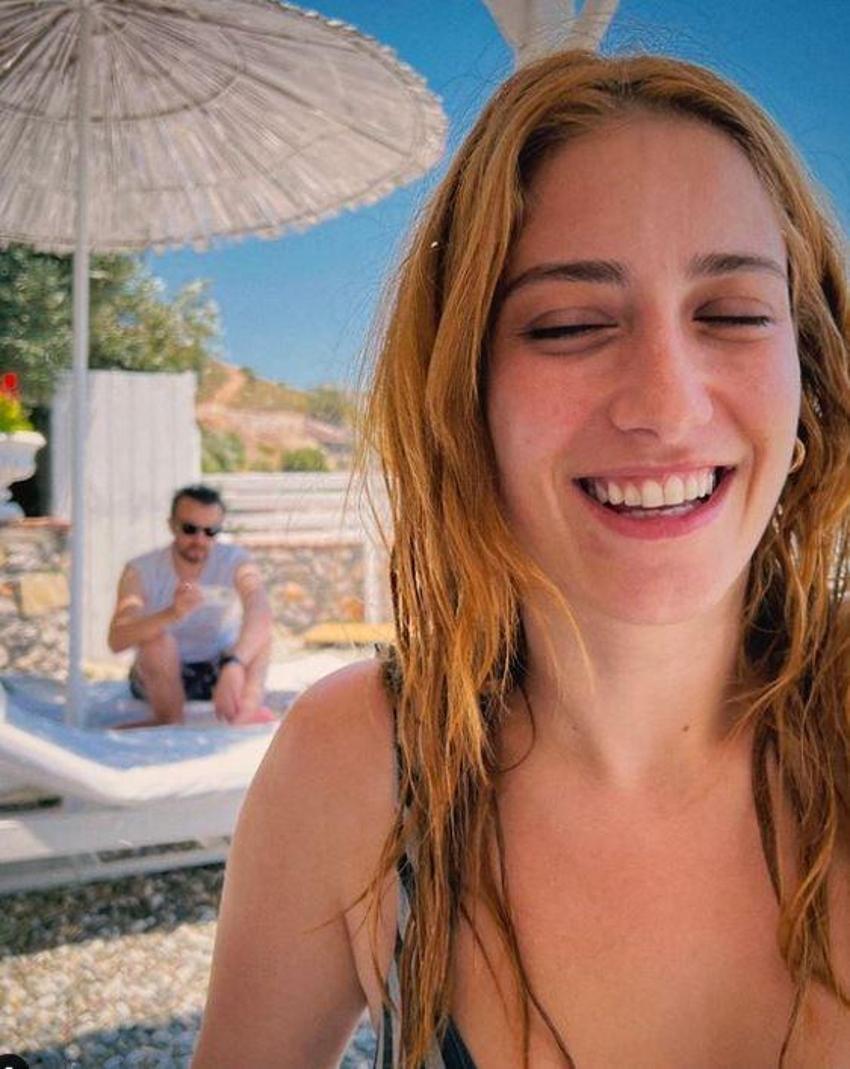 Hazal Kaya bebeğinin cinsiyetini açıkladı!