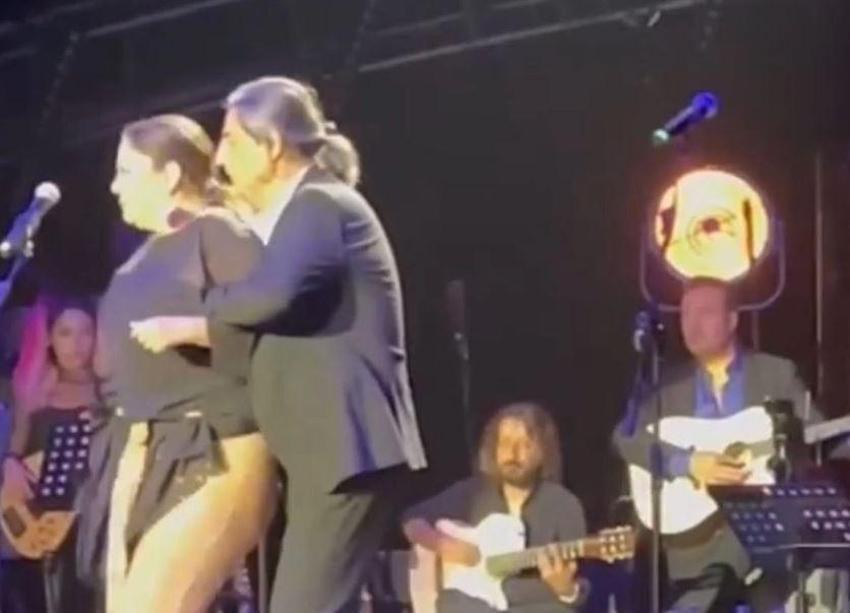 İzel konserde bir anda yere yığıldı! Baygınlık sebebi belli oldu