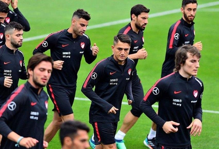 Galatasaray'dan son dakika transferi! İcardi, Evander, Lucas Moura derken...