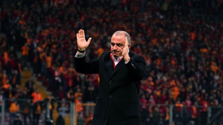 Yedek kalacak forvete 2.3 milyon euro maaş! Okan Buruk'tan transfer fiyaskosu