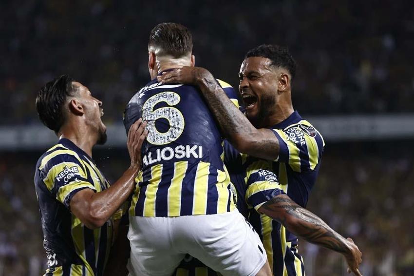 Kim Min Jae'nin yerine stoper aldı yeni transfer iki maçta yuhalandı!
