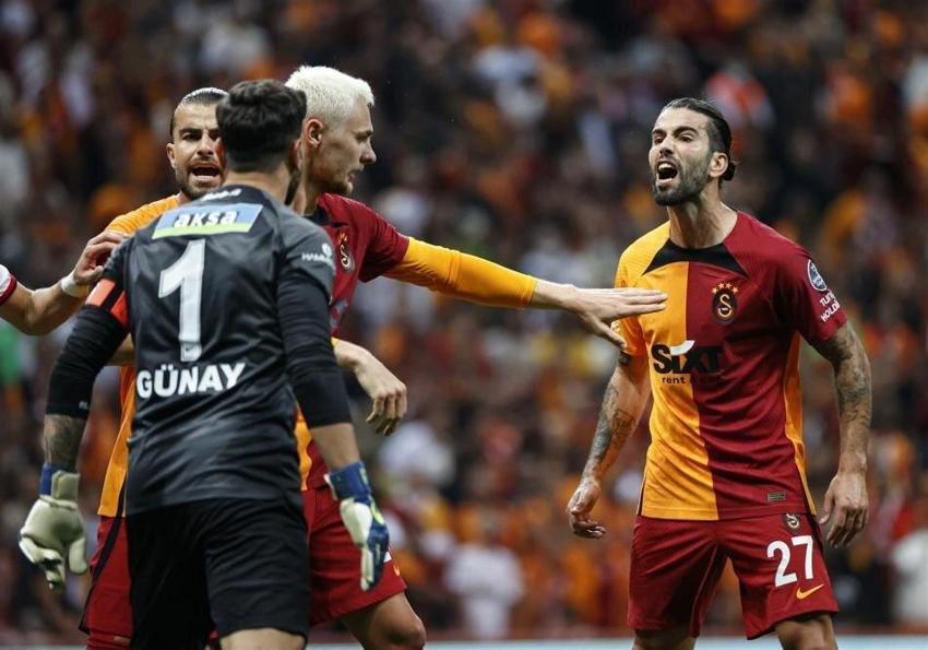 Maçtan sonra öfke patlaması! '45 dakikada 18 top kaybı bu adam oynamamalı'