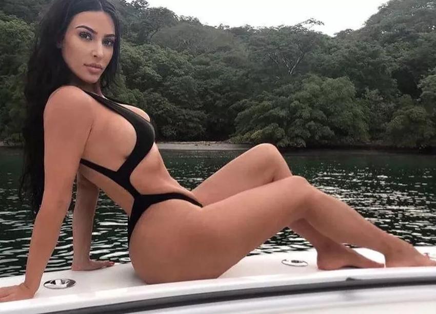 Kim Kardashian yeni imajıyla dikkat çekti, verdiği poz ile şoke etti!