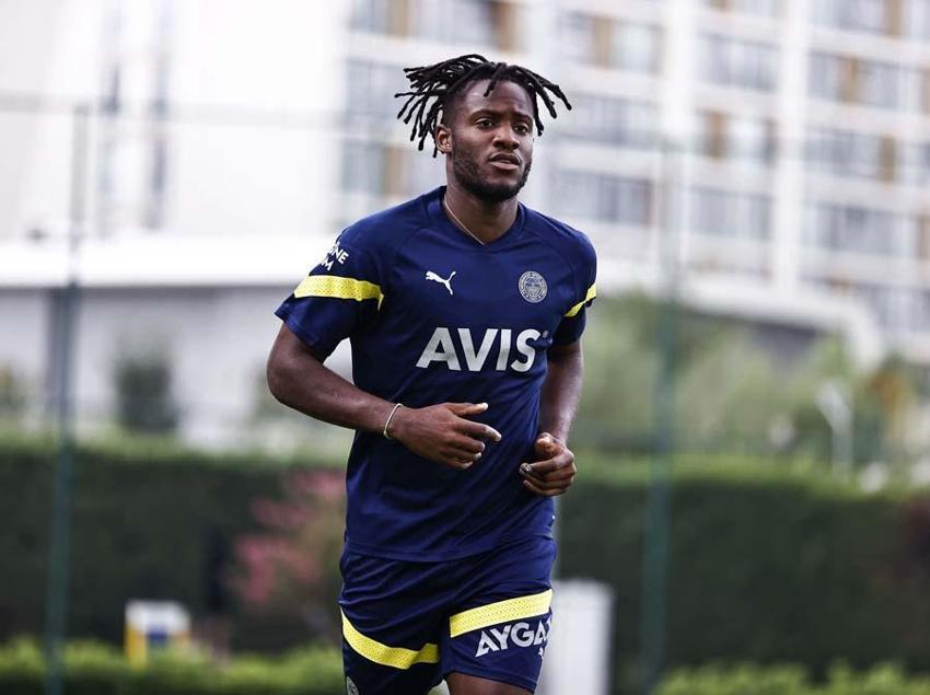 Transfer sezonunun sona ermesine saatler kala anlaşma sağlandı! Fenerbahçe ve Beşiktaş'de Tayyip Talha Sunuç savaşı...