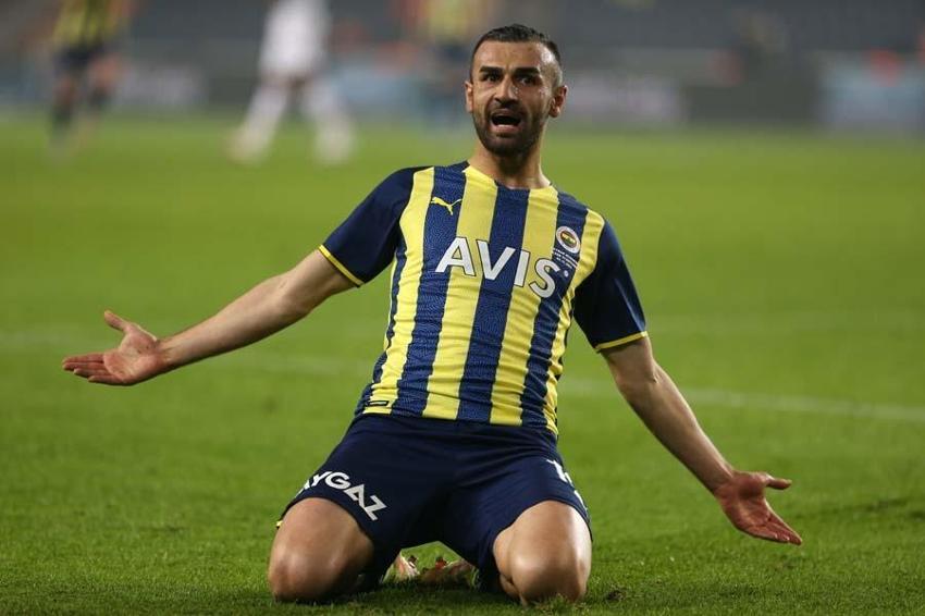 Transfer sezonunun sona ermesine saatler kala anlaşma sağlandı! Fenerbahçe ve Beşiktaş'de Tayyip Talha Sunuç savaşı...