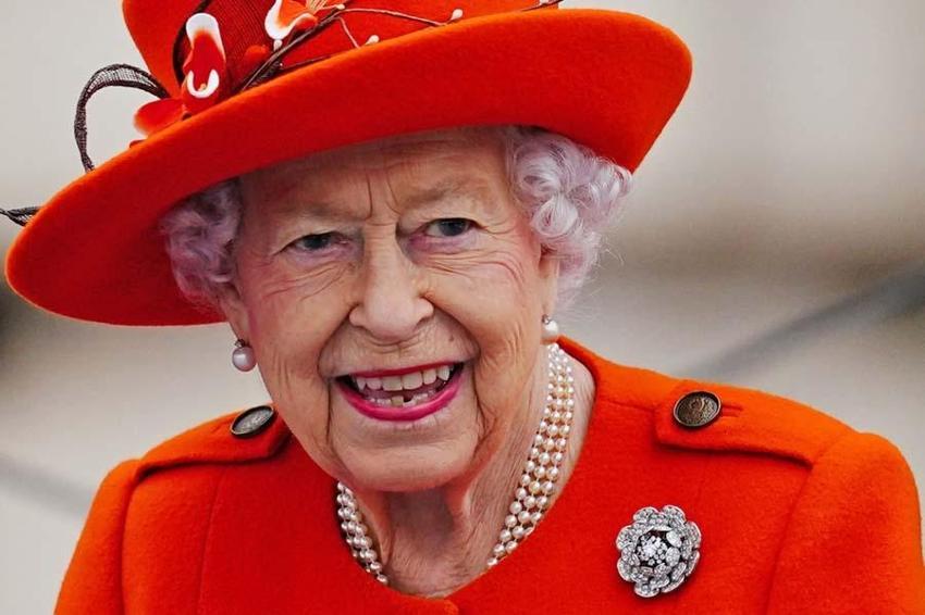 Kraliçe 2. Elizabeth hayatını kaybetti! İngiltere'de neler yaşanacak, yerine gelecek isim kim olacak?