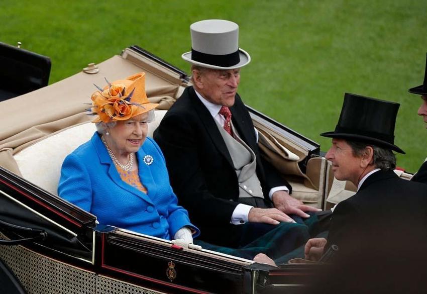 Kraliçe Elizabeth vefat etti İngiltere'nin yeni kralı belli oldu!