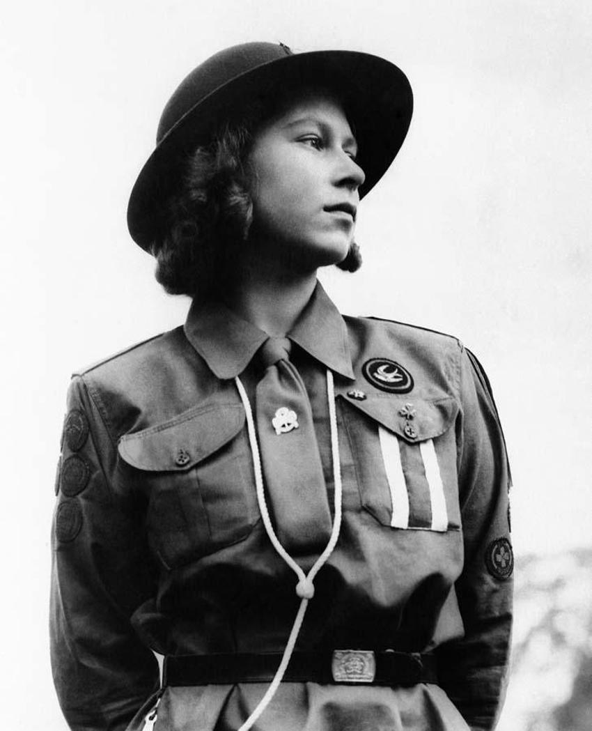 Dünya tarihinin tahtta en uzun süre kalan kadın hükümdarı Kraliçe 2. Elizabeth hayatını kaybetti! Tarih kitaplarını dolduracak bir yaşam...